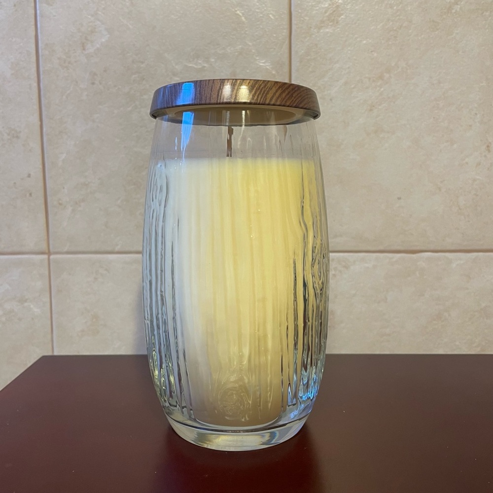NEW YANKEE CANDLE CRACKLING ICE CRYSTAL PURE RADIANCE WOOD WICK Winter Vase 22oz - Picture 4 of 8
